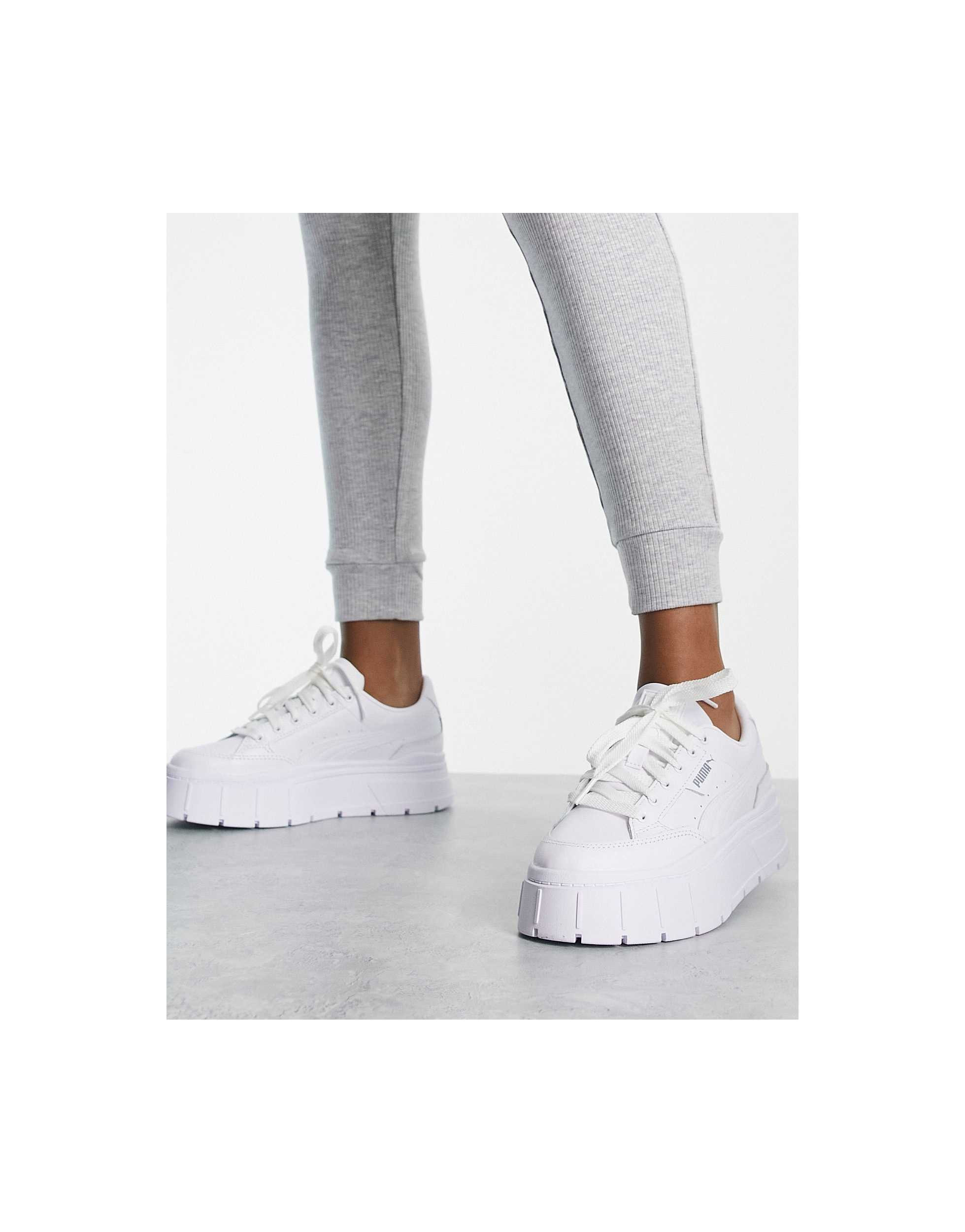 White platform puma sales trainers