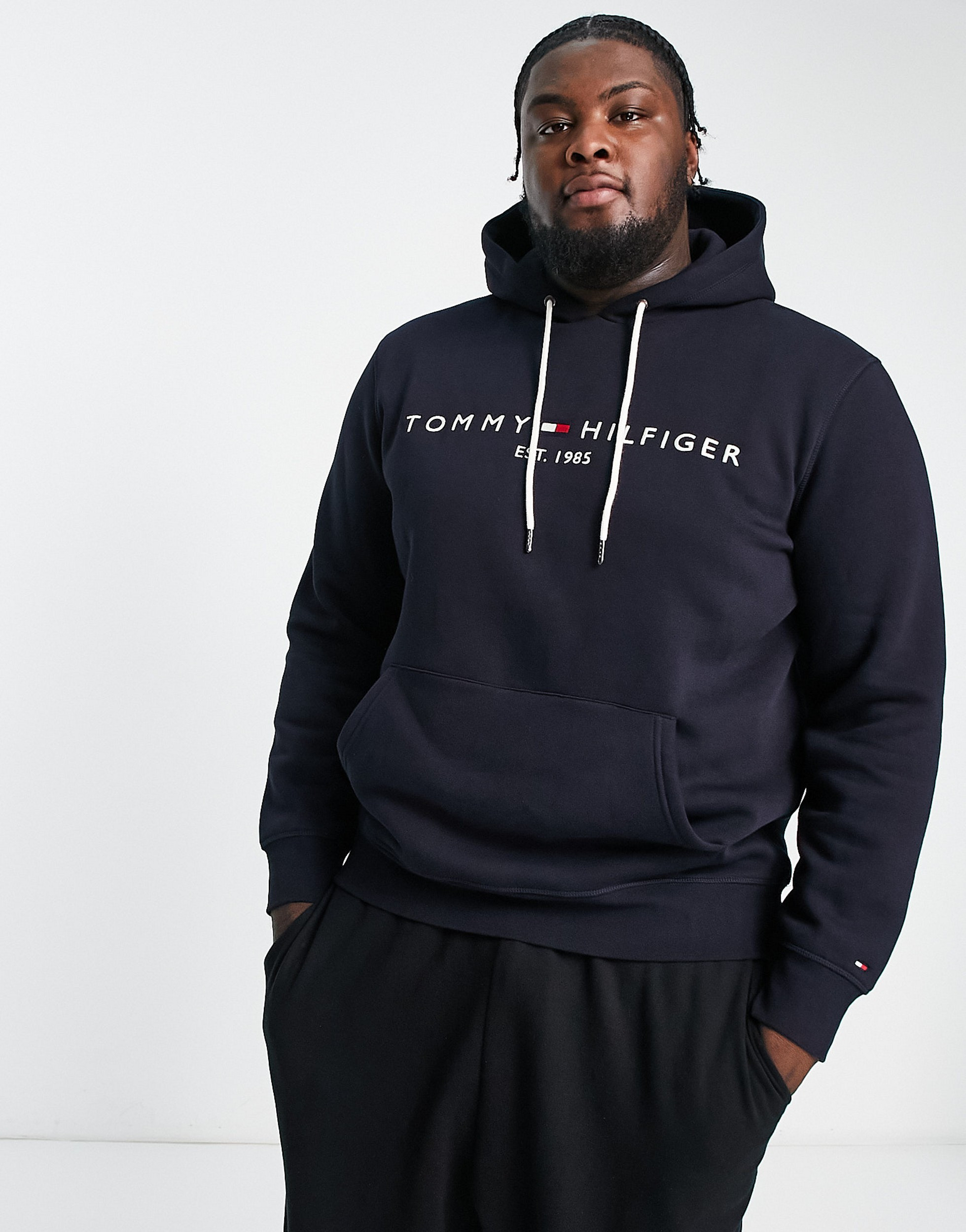 Tommy hilfiger store big logo jumper