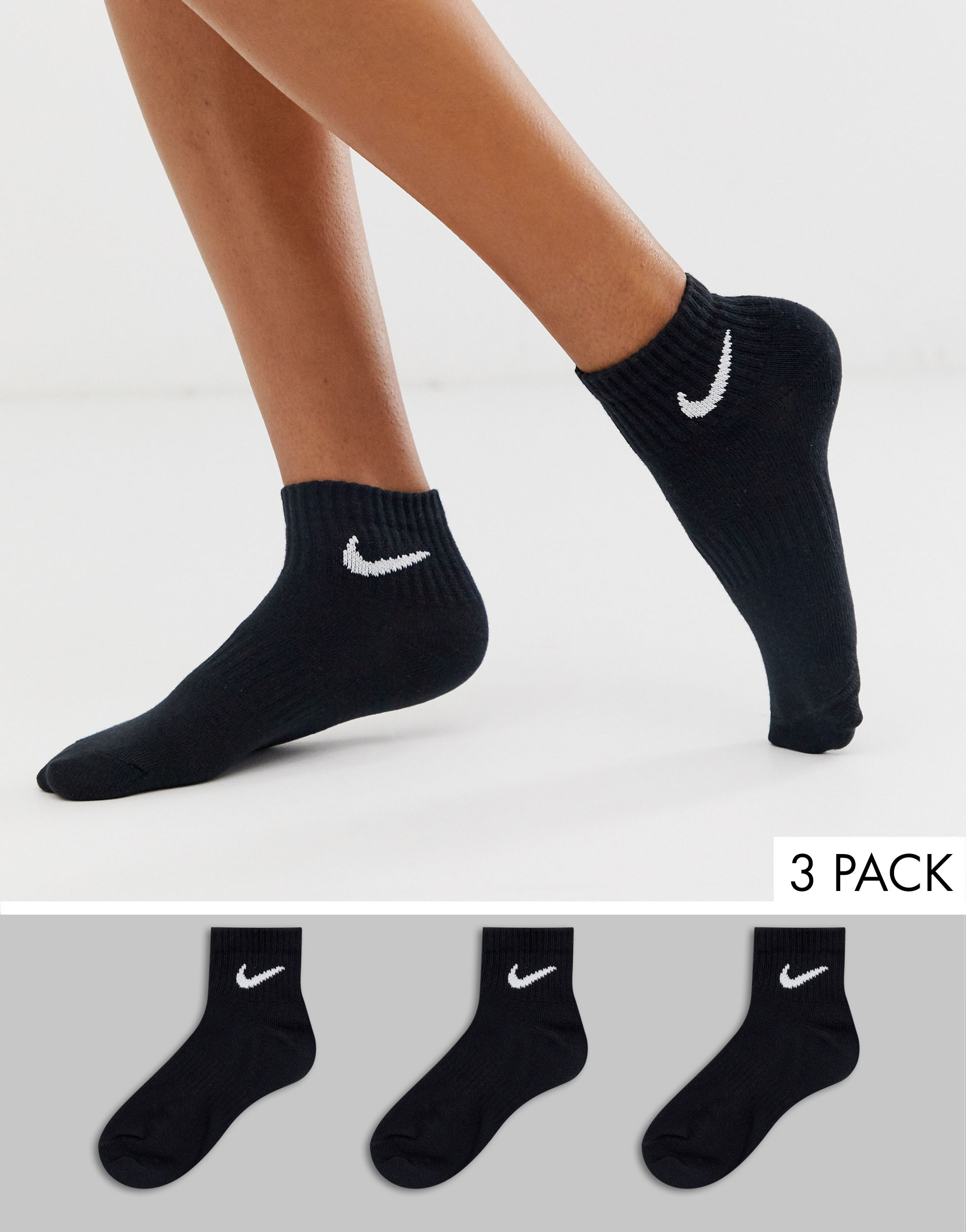 Nike black short on sale socks